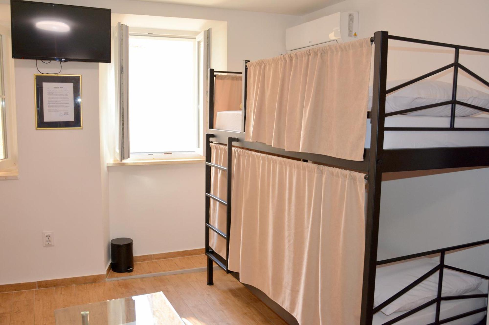 Montenegro Backpackers Home Budva Eksteriør billede